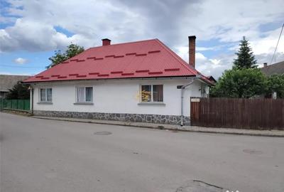 Casă cu 3 camere cu Teren 624 Mp în Central