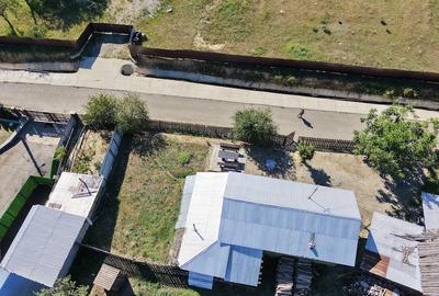 Casă cu Teren 3292 Mp în Brădetu
