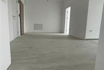 Apartament cu 3 camere decomandat în Central - 2