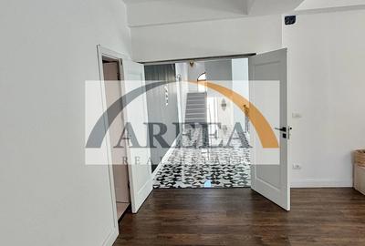 Casă cu 7 camere cu Teren 1500 Mp în Tunari