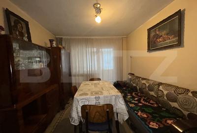Apartament cu 2 camere semidecomandat, mobilat în Gherla