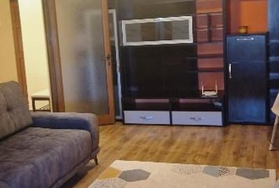 Apartament cu 2 camere decomandat, mobilat în Podul de Fier