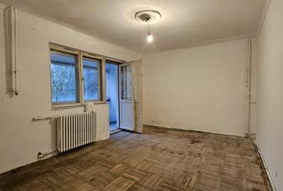 Apartament cu 3 camere decomandat în Războieni - 2
