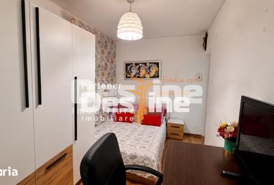 Apartament cu 3 camere semidecomandat în Donici