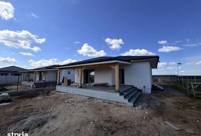 Casă cu 5 camere cu Teren 450 Mp în Ciorogârla - 2