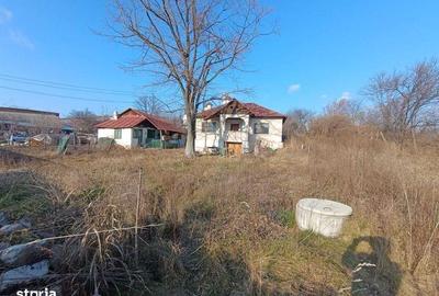 Casă cu 4 camere cu Teren 1155 Mp în Năeni - 8