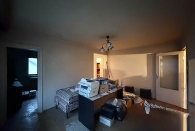 Apartament cu 4 camere în Take Ionescu