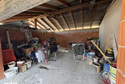 Casă cu 4 camere cu Teren 3000 Mp în Doba - 8