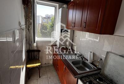Apartament cu 2 camere semidecomandat în Central