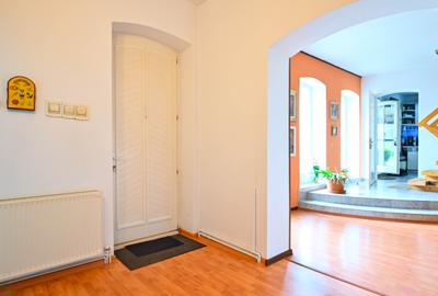 Casă individuală cu 6 camere cu Piscina în Central - 24