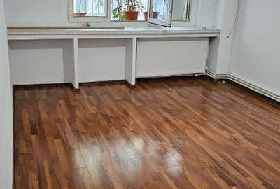 Spațiu comercial, de 60 mp, în ICIL - 3