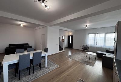 Apartament cu 3 camere decomandat în Noua - 1