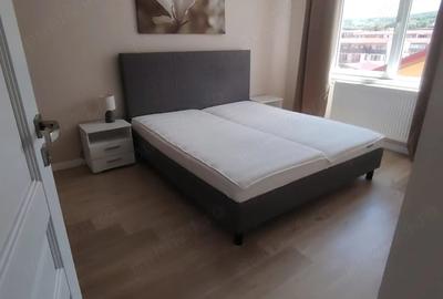 Apartament cu 3 camere semidecomandat în Florești - 4