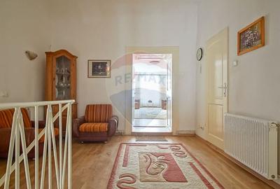 Apartament cu 2 camere semidecomandat, mobilat în Centrul Istoric - 3