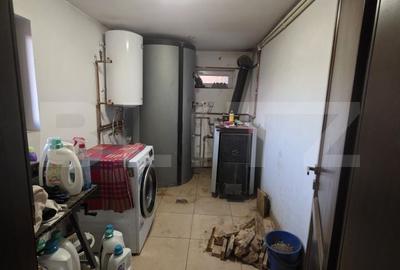Casă cu 4 camere cu Teren 444 Mp în Corunca