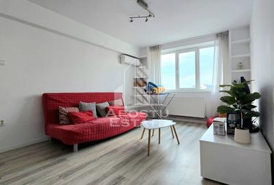 Apartament cu 3 camere semidecomandat, mobilat în Central