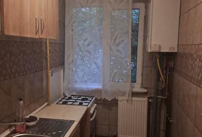 Apartament cu 3 camere semidecomandat în Exterior Vest - 2