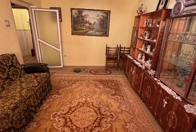 Apartament cu 2 camere decomandat, mobilat în Radu Negru
