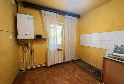 Apartament cu 2 camere decomandat în Inel II