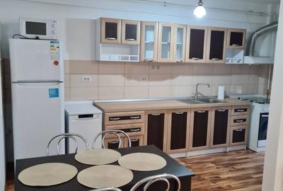 Apartament cu 3 camere decomandat în Central - 2