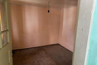 Casă cu 2 camere în Izvoru