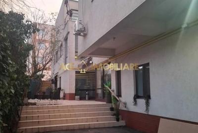Casă individuală cu 6 camere cu Canalizare în Crângași - 1