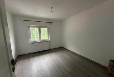 Apartament cu 3 camere decomandat, mobilat în Central - 18