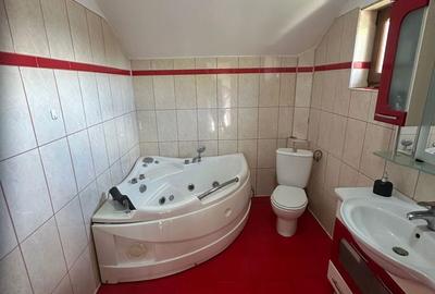Casă cu 4 camere cu Teren 470 Mp în Braytim