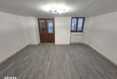 Spațiu comercial, de 51 mp, în Central