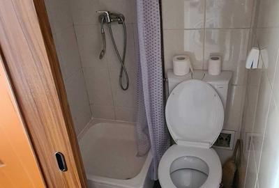 Garsonieră decomandată în Bartolomeu