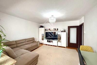 Apartament cu 3 camere decomandat, mobilat în Dâmbovița