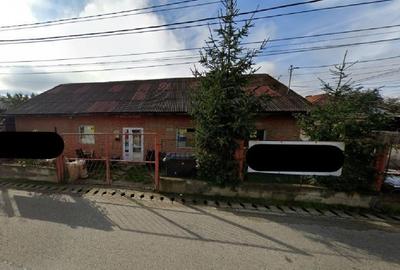 Spațiu comercial, de 151 mp, în Petrila