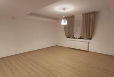 Casă cu 6 camere cu Teren 890 Mp în Voluntari - 7