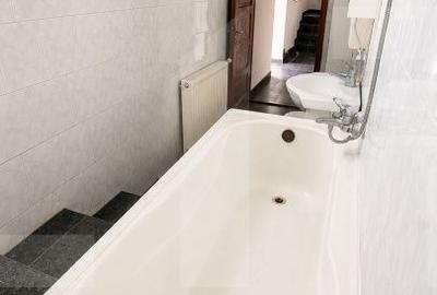 Casă cu 8 camere cu Teren 688 Mp în Pârneava - 17