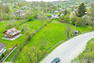 Teren de 2221 mp, în Central