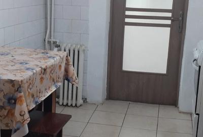 Apartament cu 2 camere decomandat în Sud
