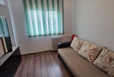 Apartament cu 3 camere decomandat în Circumvalațiunii - 1