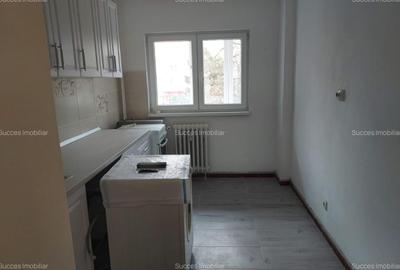 Apartament cu 3 camere semidecomandat în Moșilor - 4