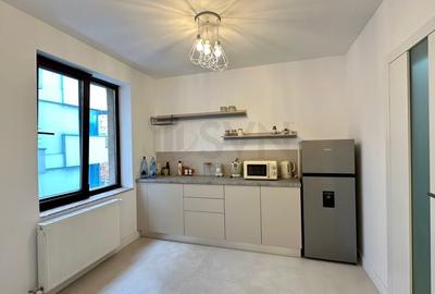 Penthouse cu 4 camere decomandat, mobilat în Kiseleff - 12