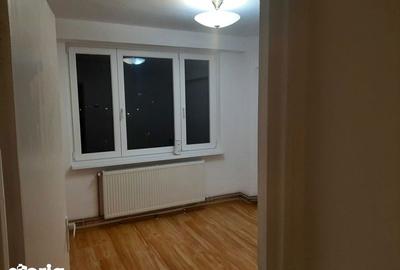 Apartament cu 3 camere decomandat în Central - 8