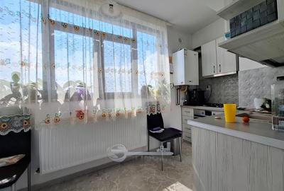 Apartament cu 2 camere semidecomandat în Cug
