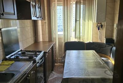 Apartament cu 2 camere decomandat în Central - 3