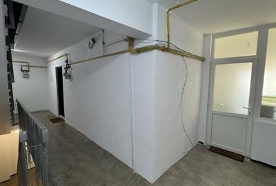 Apartament cu 3 camere decomandat, mobilat în Nicolina - 7