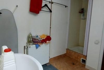 Spațiu comercial, de 110 mp, în Central - 12