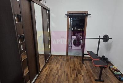 Apartament cu 3 camere decomandat în Titan - 11