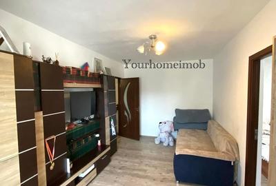 Apartament cu 2 camere semidecomandat în Craiovița Nouă