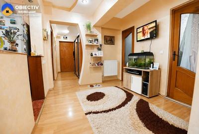 Apartament cu 3 camere decomandat în Mărăței