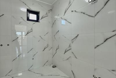 Casă cu 5 camere cu Teren 500 Mp în Central