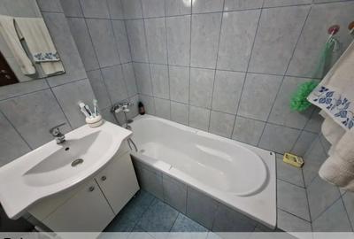 Apartament cu 2 camere decomandat în Orizont