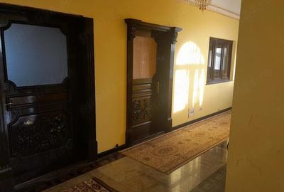 Casă cu Teren 231 Mp în Central - 1